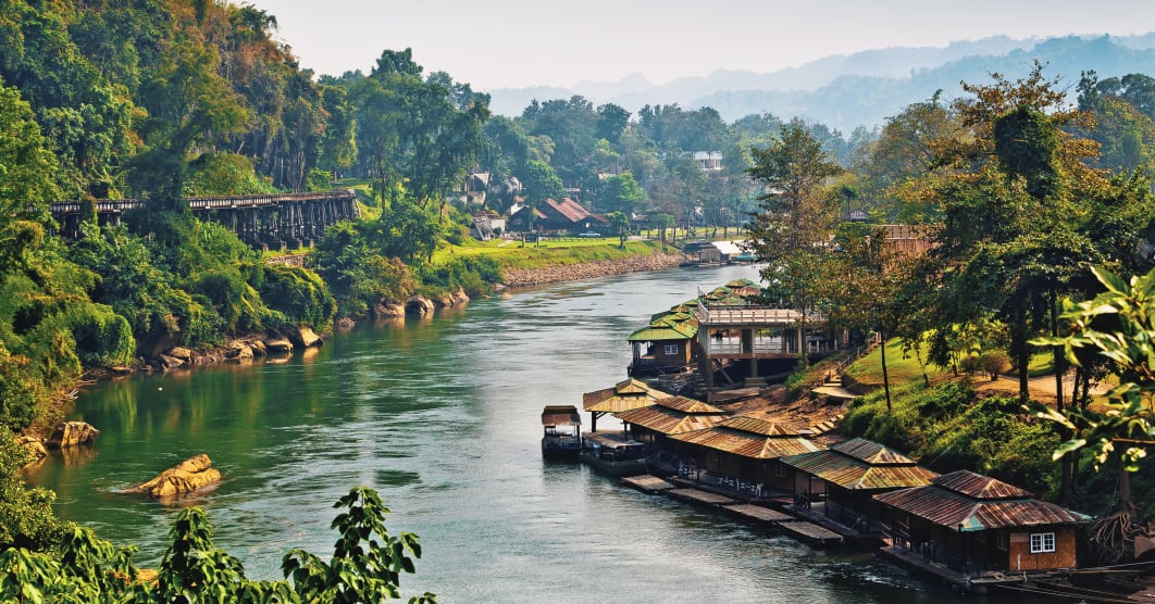 Sussurri del Siam: antiche capitali e fiume Kwai