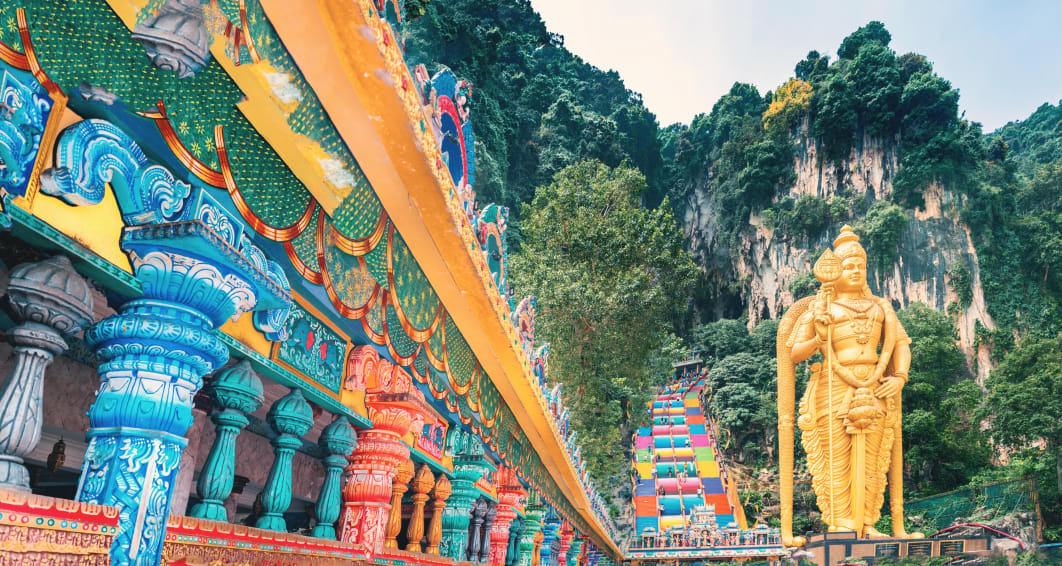 Malesia: fascino coloniale e natura incantata