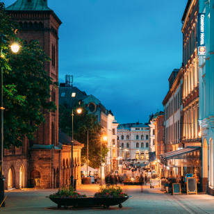 Oslo by night