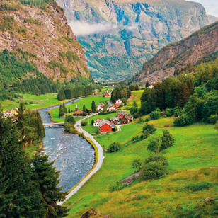 Fl&aring;m