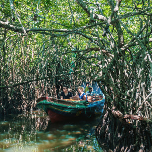 Navigazione sul fiume Madu
