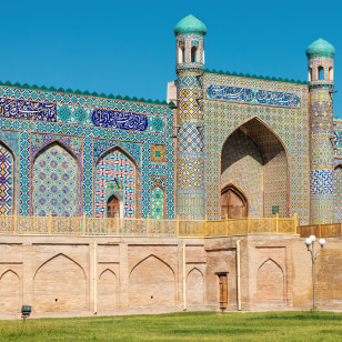 Mausoleo Dahmai Shahon, Kokand