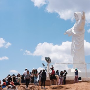 Cristo Blanco, Cuzco