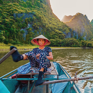 Giro in sampan, Baia di Ha Long