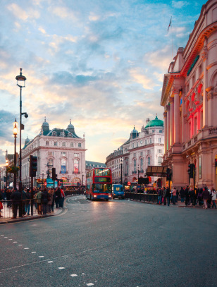 Piccadilly Circus, Londra