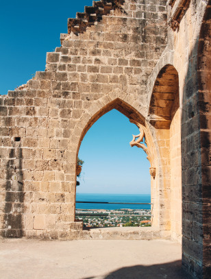 Arco dell'Abbazia di Bellapais, Kyrenia