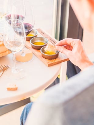 Degustazione di olio d'oliva