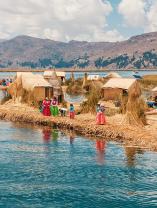 Isola galleggiante di Uros, Lago Titicaca