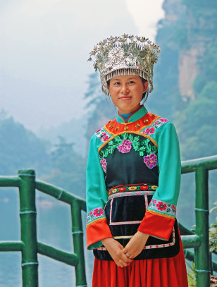 Donna del gruppo etnico di Tujia, Zhangjiajie