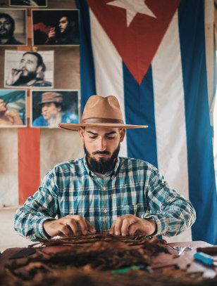 Lavorazione di sigari cubani, Viñales