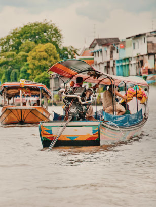 Longtail tra i canali di Thonburi, Bangkok
