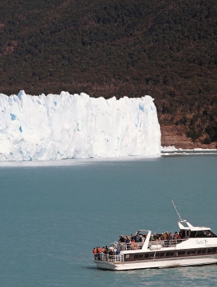 Navigazione lungo il Canal de los Tempanos fino al Seno Mayo