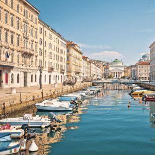 Canale Ponterosso, Trieste