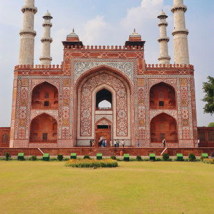 Tomba di Akbar, Sikandra