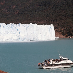 Navigazione lungo il Canal de los Tempanos fino al Seno Mayo
