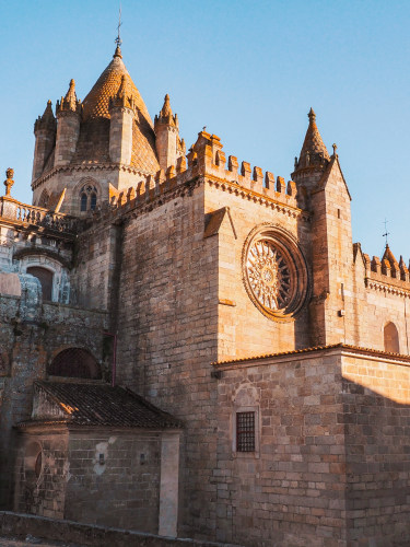 Cattedrale di Évora