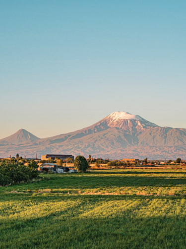 Vista del Monte Ararat, Etchmiadzin
