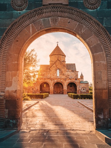 Cattedrale di Santa Gaianè, Echmiadzin