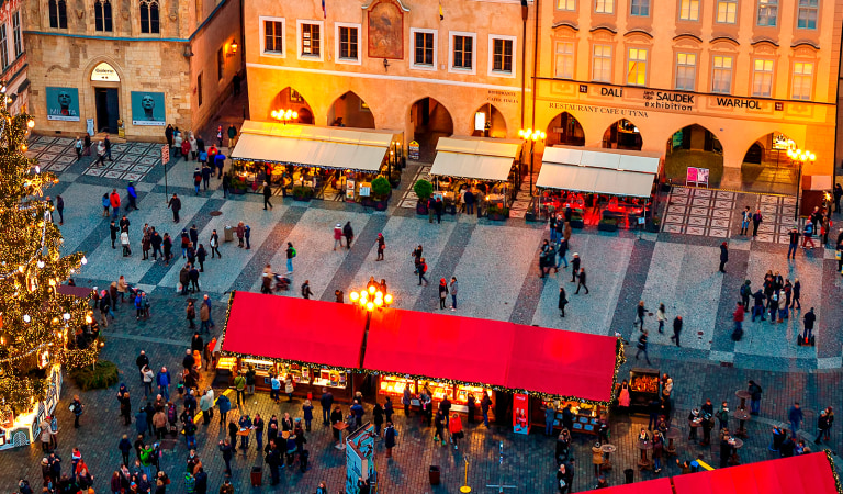 Mercatini di Natale nella Piazza della Città Vecchia di Praga